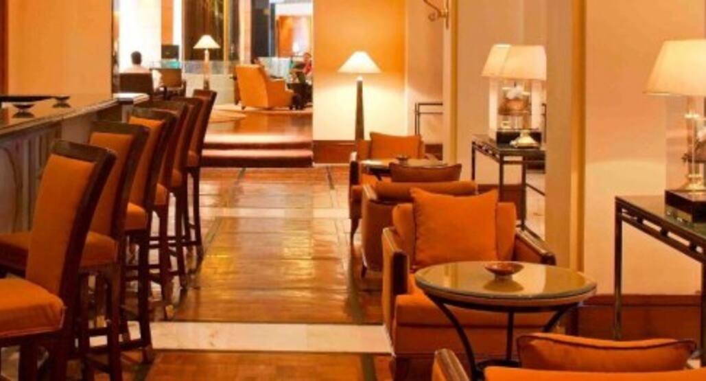 Savannah Bar Radisson Blu Plaza Delhi Airport Mahipalpur New Delhi